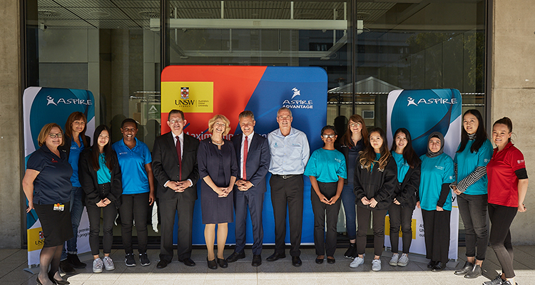 Professor Ian Jacobs, Professor Eileen Baldry and Matt Thistlethwaite with children and the ASPIRE announcement