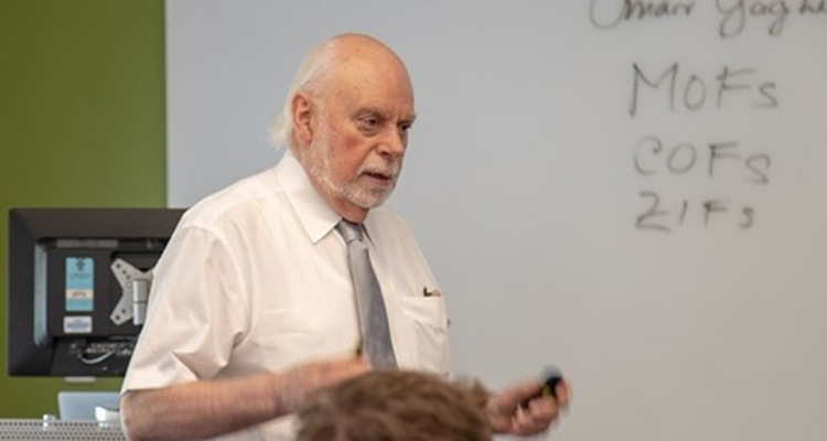 Sir Fraser Stoddart teaching in the classroom