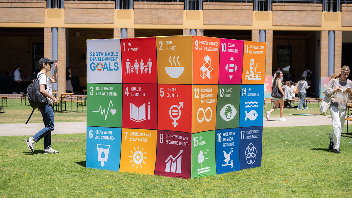 Cube showing SDGs on the UNSW campus