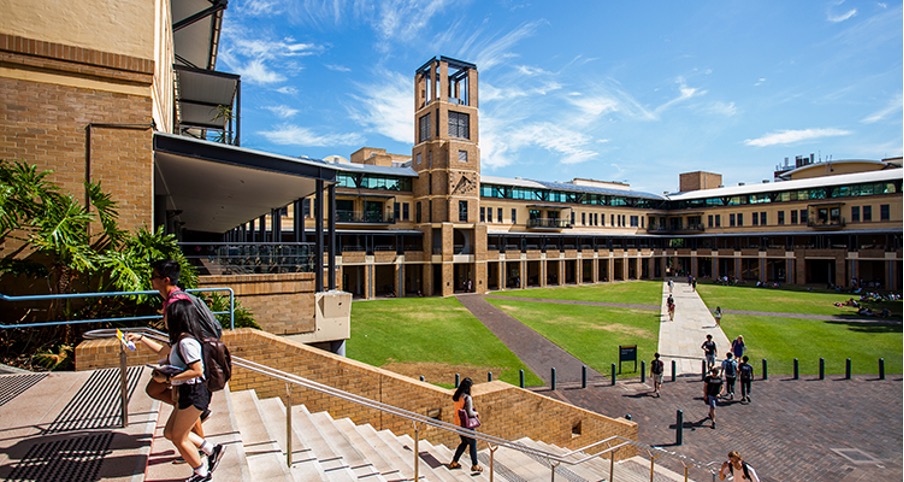 Lifestyle shot of UNSW with students walking to class