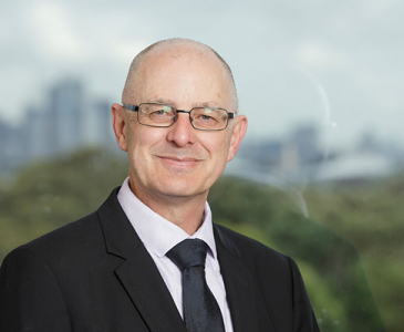 Professor Geoff Crisp