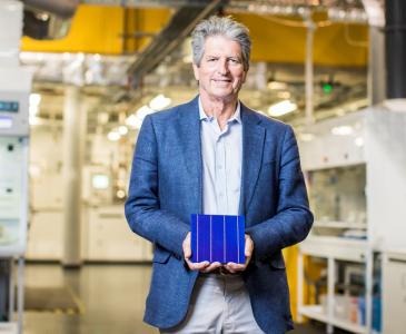 Australian solar pioneers win world's top engineering prize