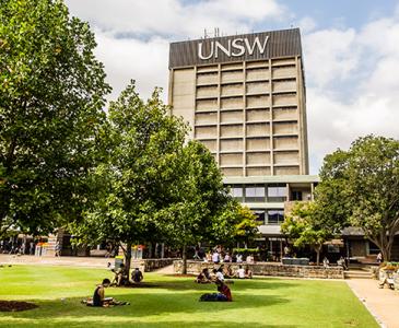 UNSW library building and lawn