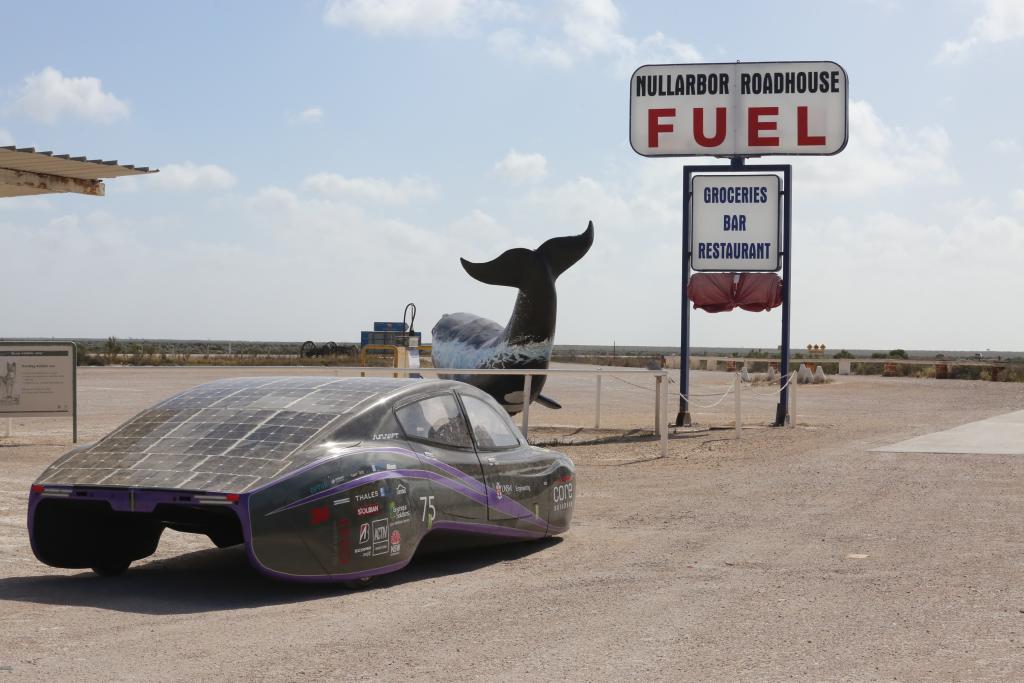 Sunswift at the Nullarbor Roadhouse